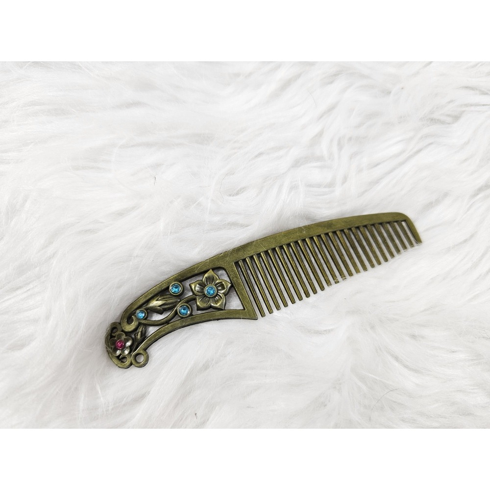 Super Nice Vintage Bejeweled Comb Vanity